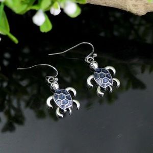 EMORY ROSE turtle design drop earrings